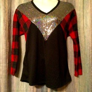 Buffalo plaid sleeved t with shimmering accent, stretchy, flowy fabric XL